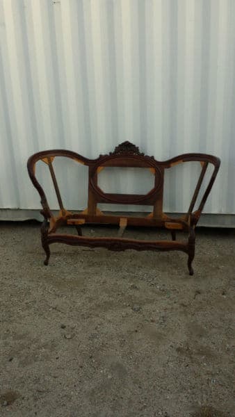 1800s Victorian Carved Rosewood Couch