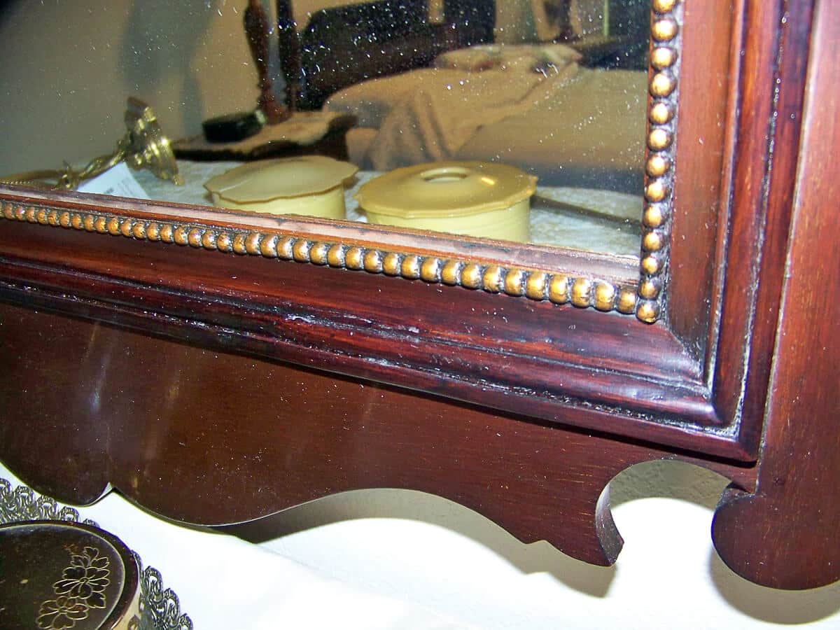 Antique Mirror Repair Musuem Quality Restoration Services